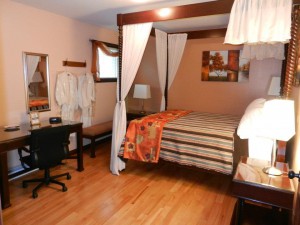 suite-first-bedroom